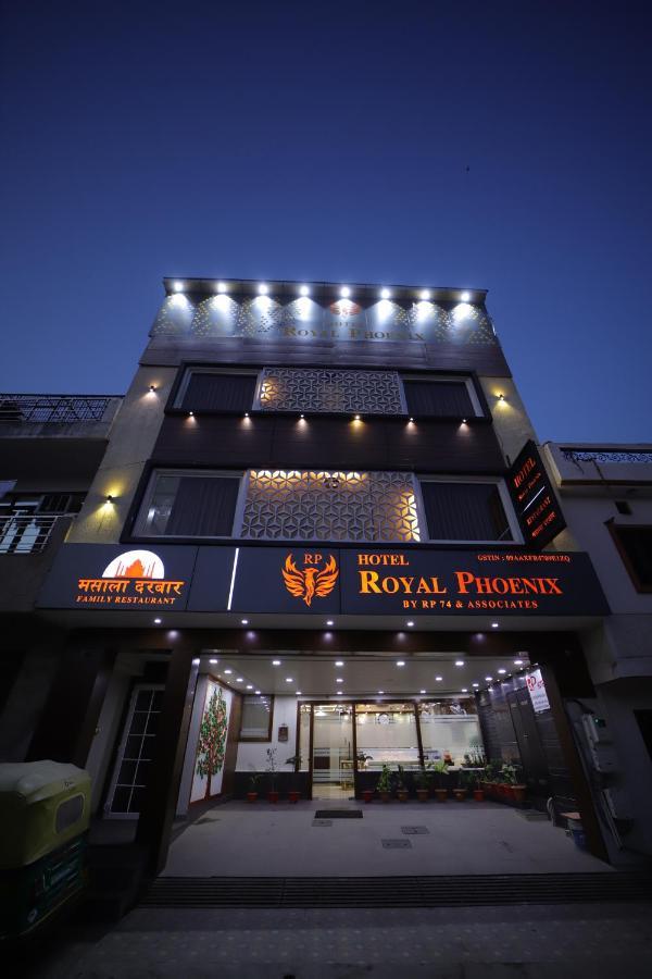 Hotel Royal Phoenix Агра Екстер'єр фото