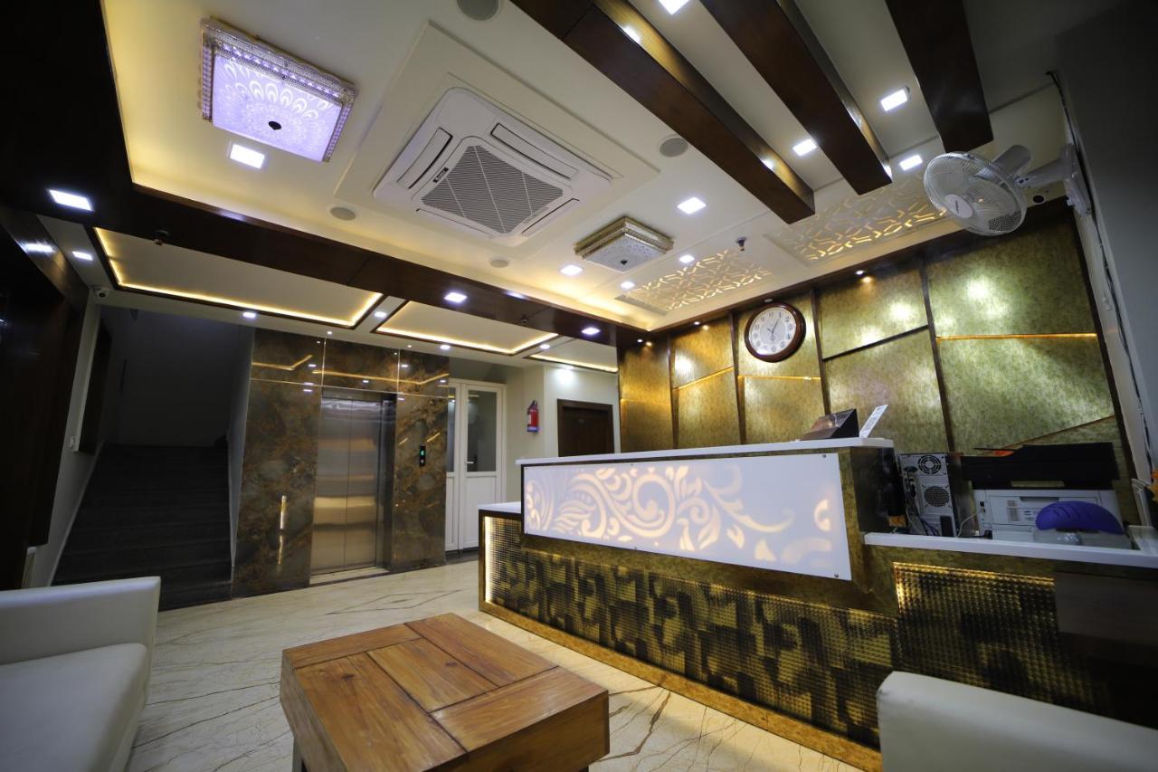 Hotel Royal Phoenix Агра Екстер'єр фото